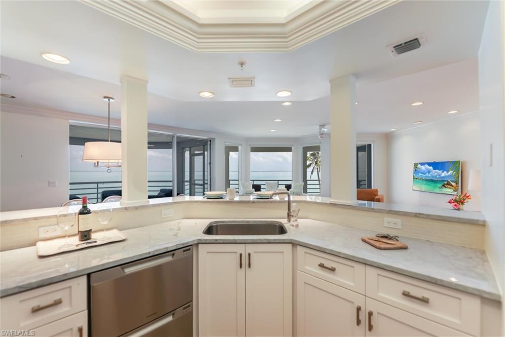 LANDS ENDS VILLAGE CONDO - Residential