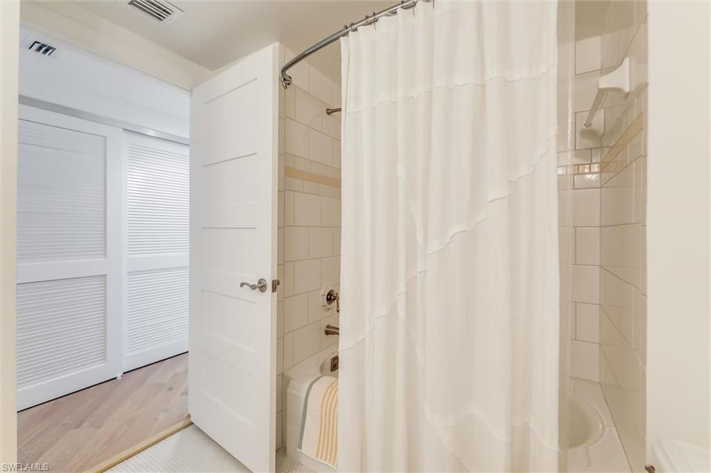 LANDS ENDS VILLAGE CONDO - Residential