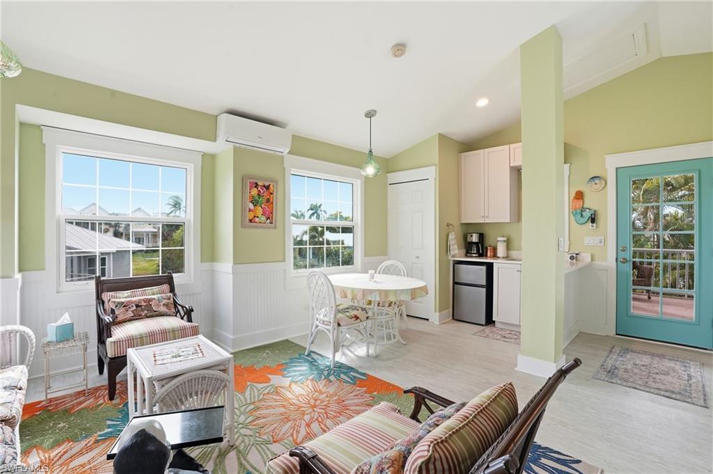 TIDEWATER ISLAND - Residential