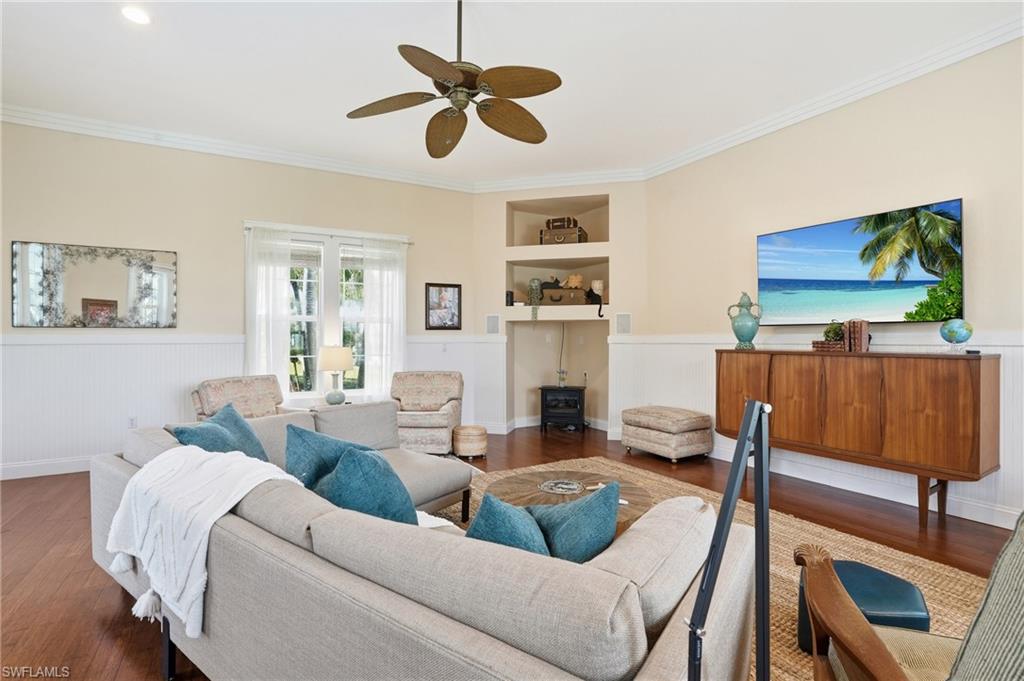 TIDEWATER ISLAND - Residential