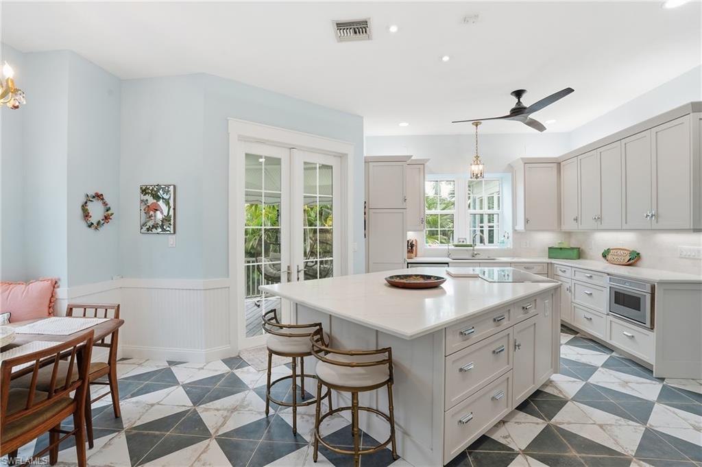 TIDEWATER ISLAND - Residential