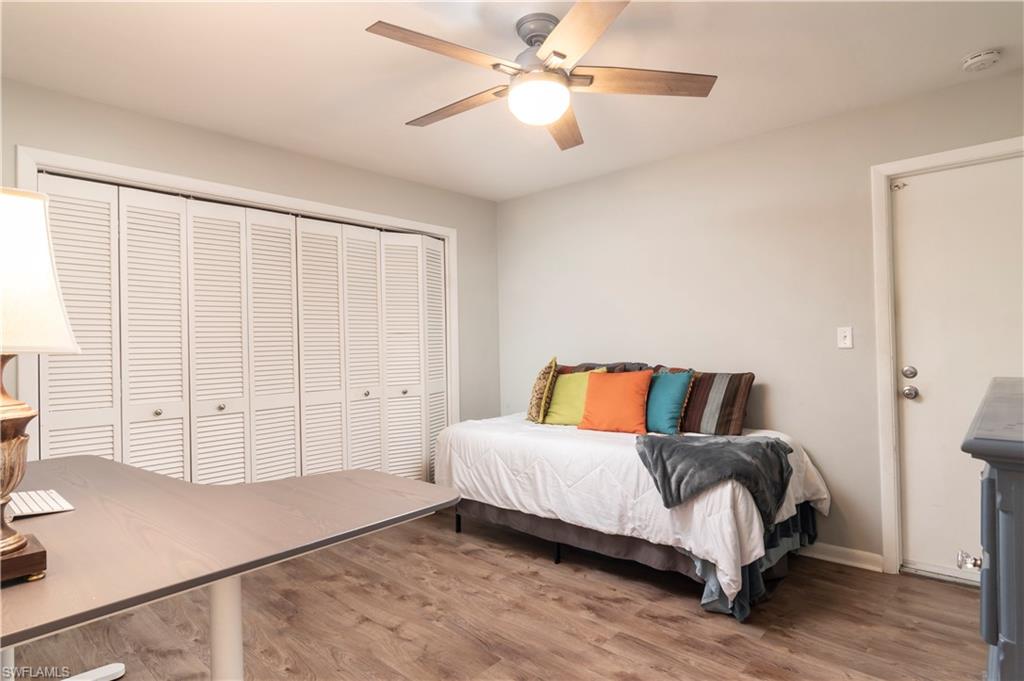 LAKEWOOD VILLAS - Residential