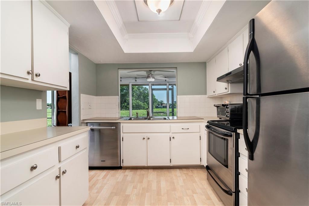 LAKEWOOD VILLAS - Residential