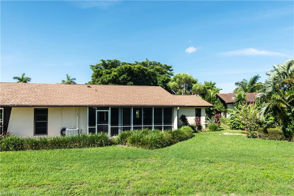 LAKEWOOD VILLAS - Residential