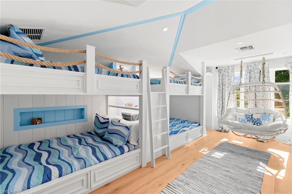 AQUALANE SHORES - Residential