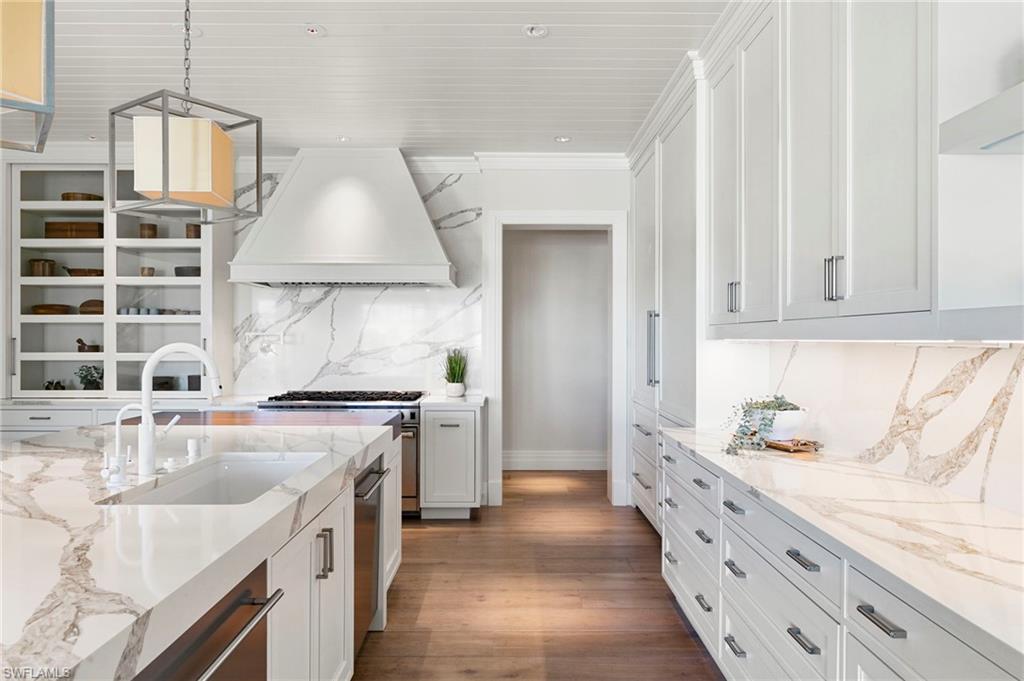 AQUALANE SHORES - Residential