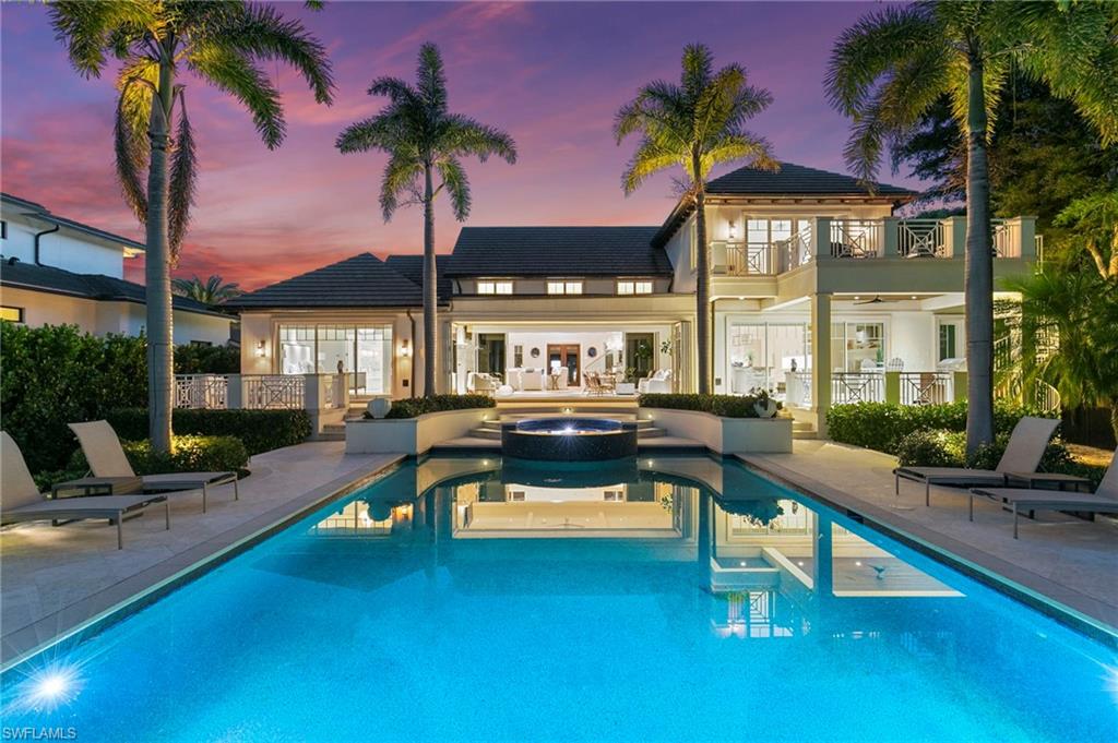 AQUALANE SHORES - Residential