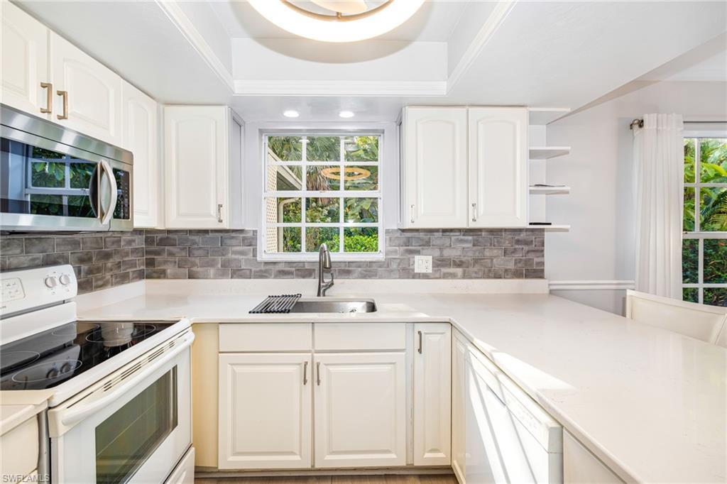 GREENWOOD VILLAGE AT BRECKENRIDGE - Residential