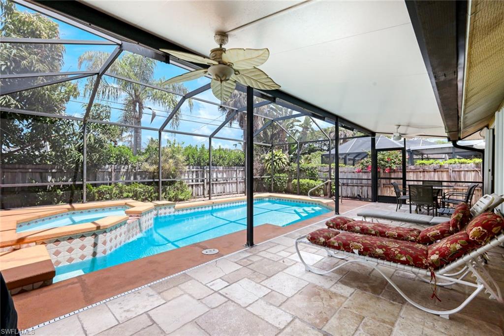 NAPLES PARK - Residential