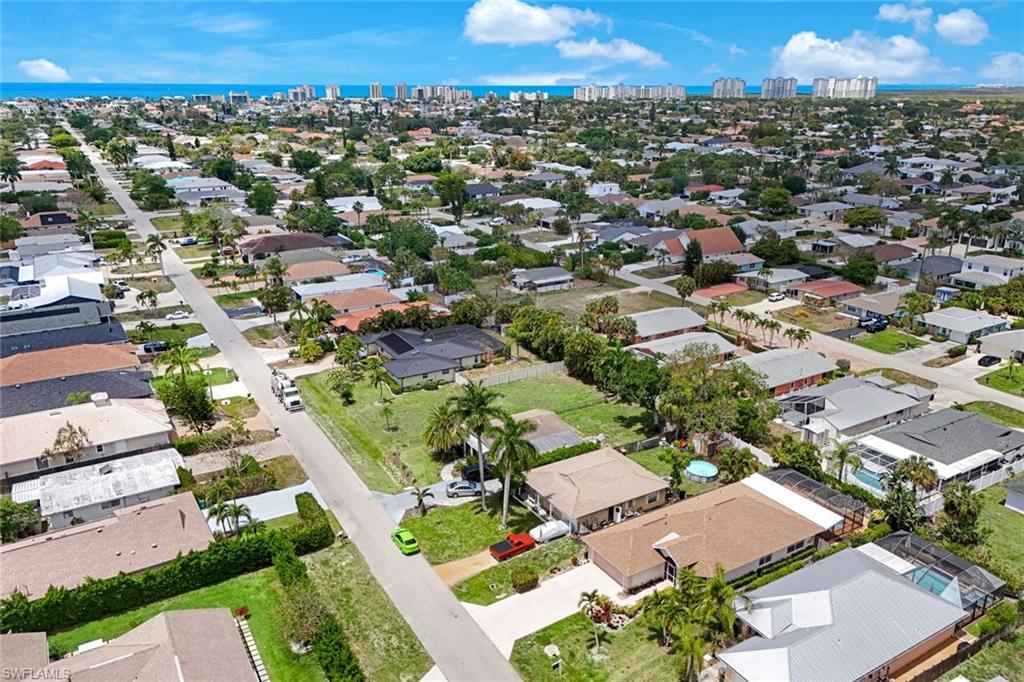 NAPLES PARK - Residential
