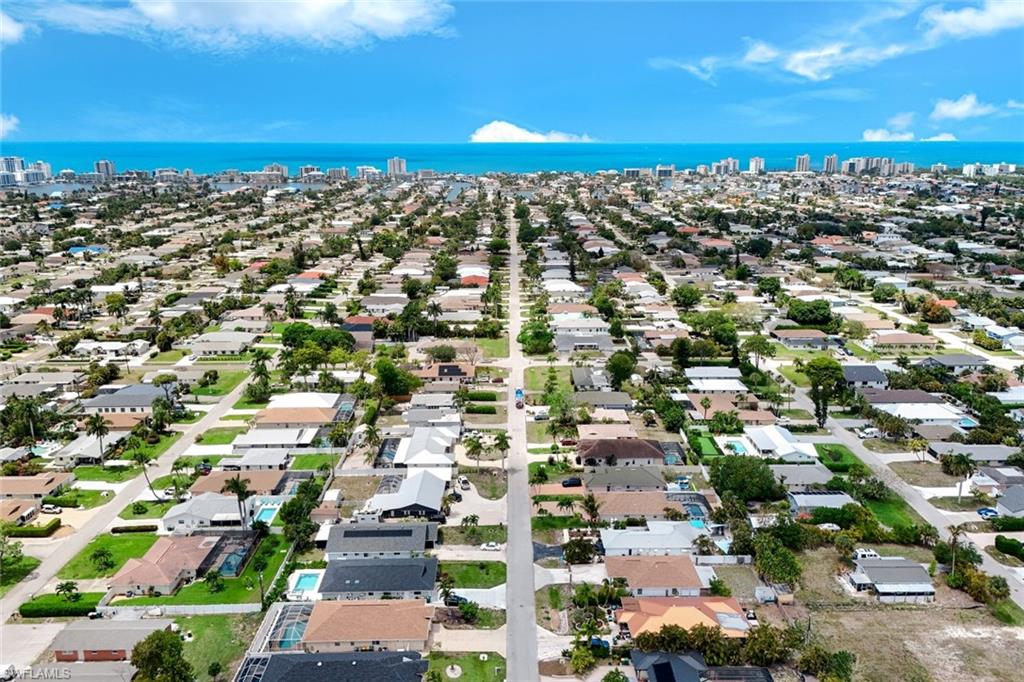 NAPLES PARK - Residential