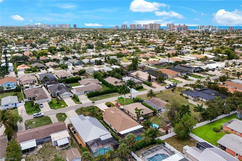 NAPLES PARK - Residential