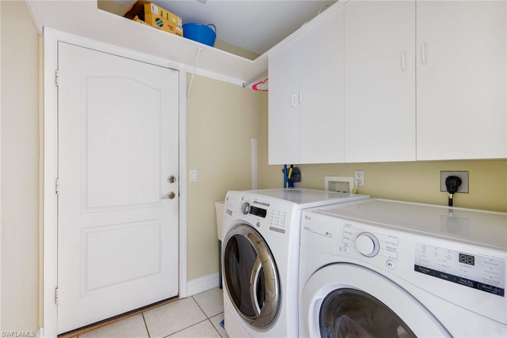 NAPLES PARK - Residential