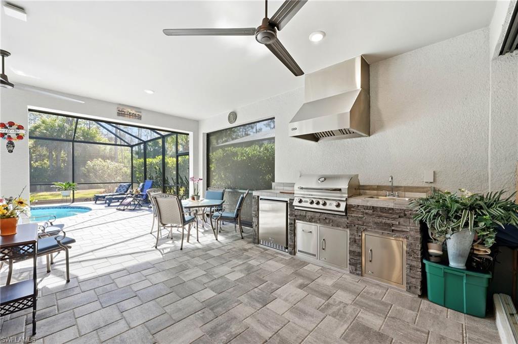 WINDING CYPRESS - Residential