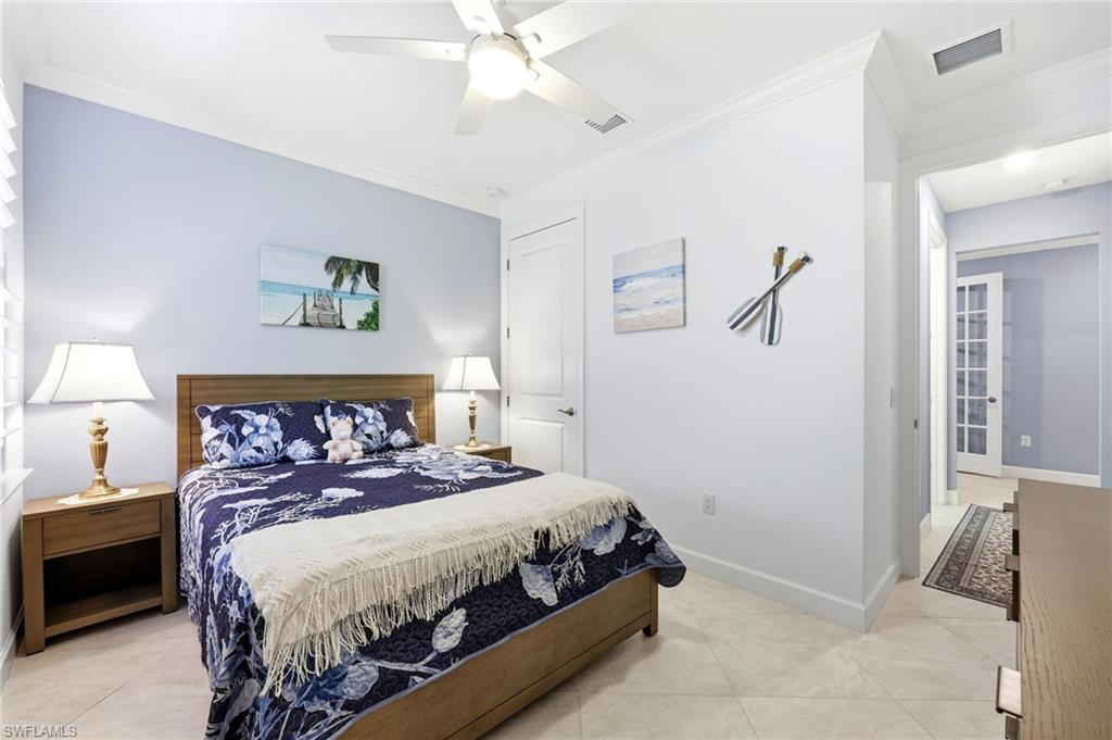 WINDING CYPRESS - Residential