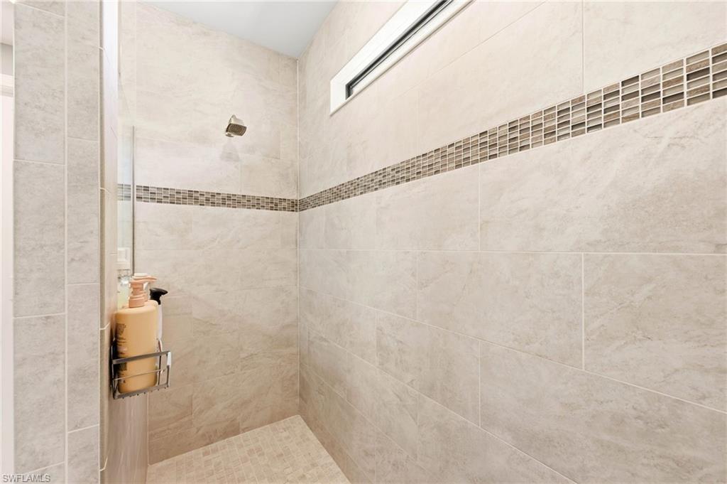 WINDING CYPRESS - Residential