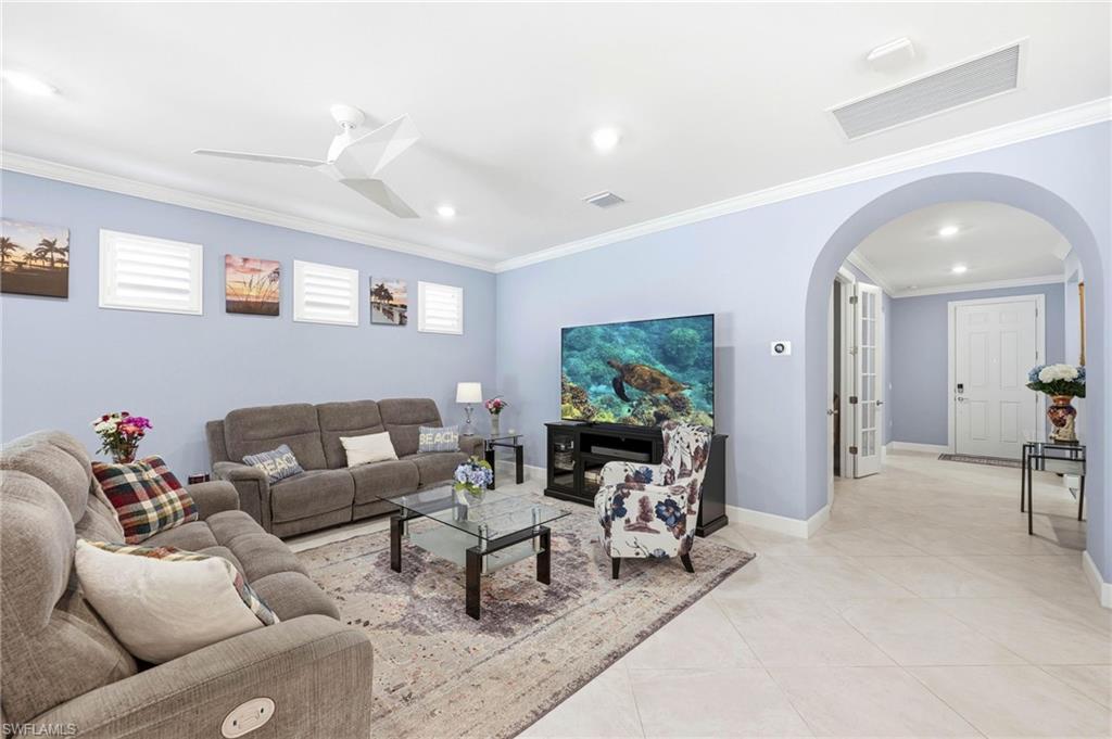 WINDING CYPRESS - Residential