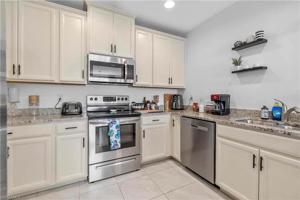 LINDSFORD - Residential