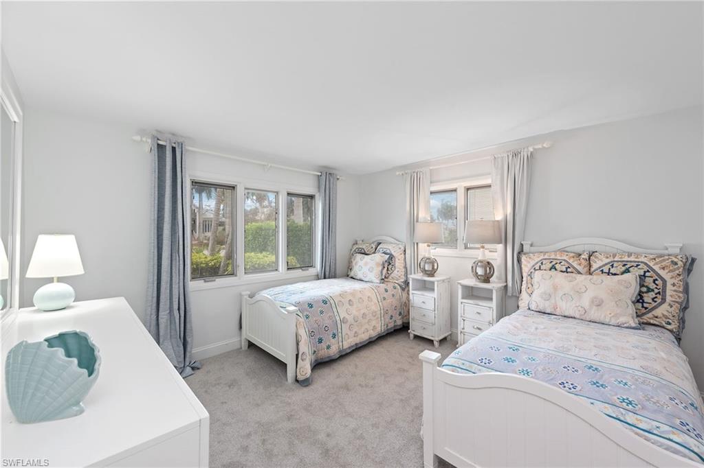 MOORINGS - Residential