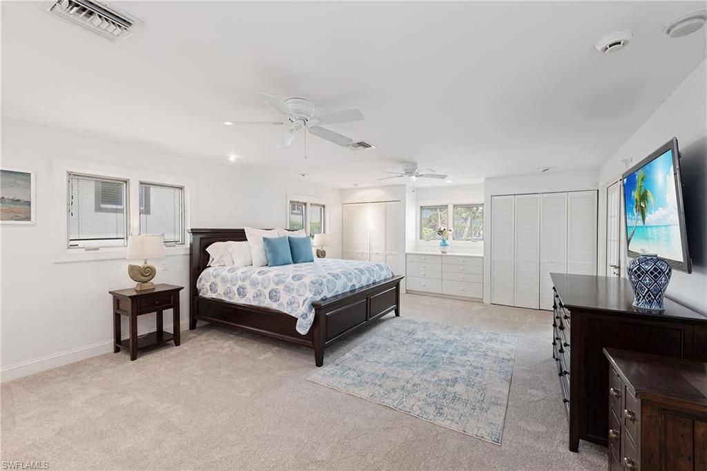 MOORINGS - Residential