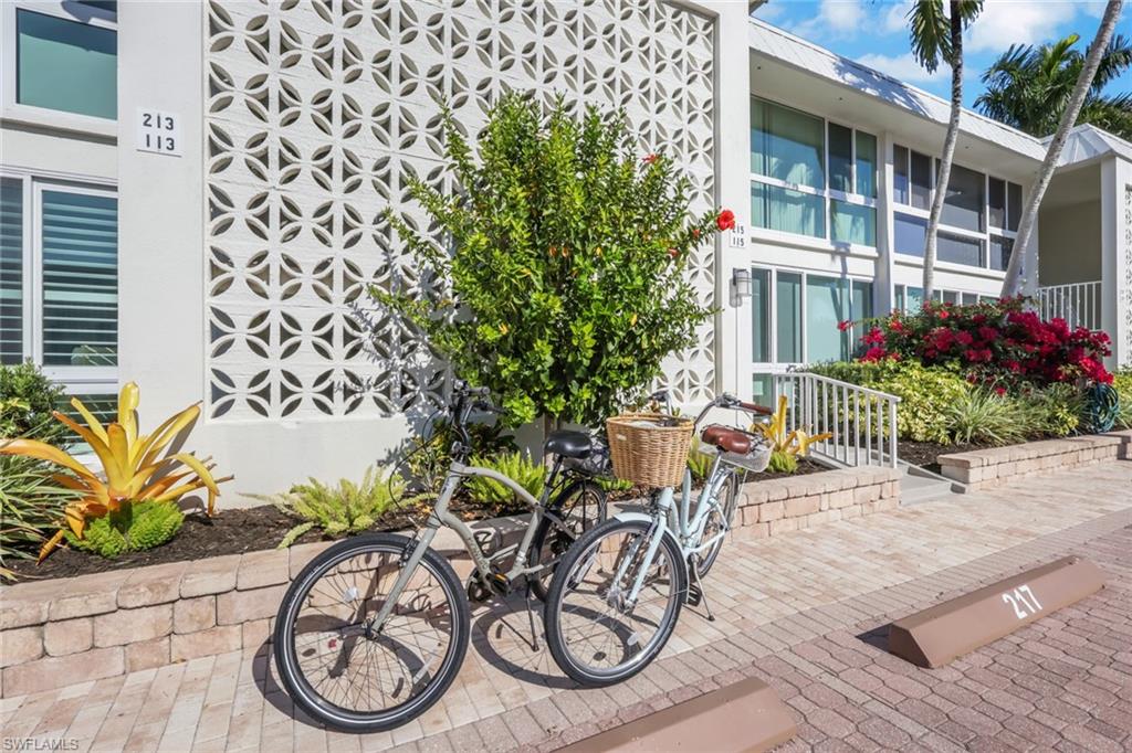 PORT AU VILLA - Residential