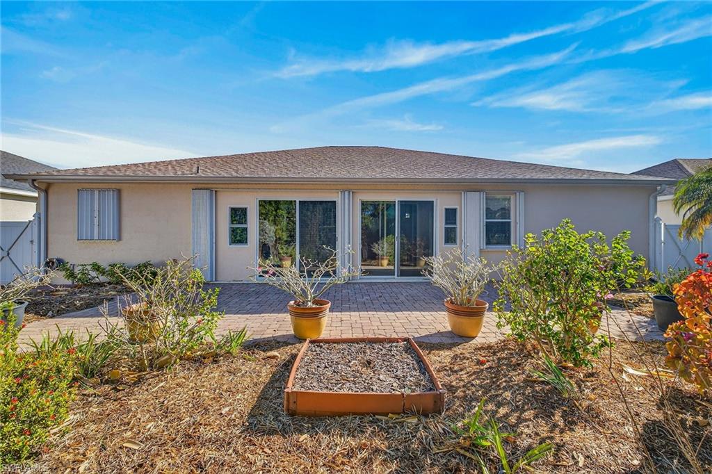 GLADIOLUS PRESERVE - Residential