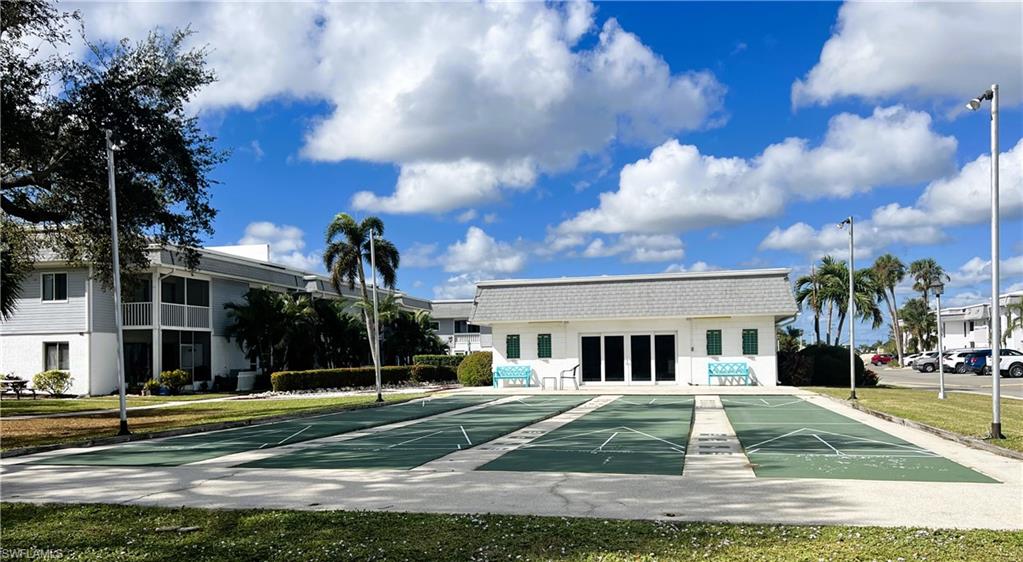 EDGEWATER VILLAGE - Residential