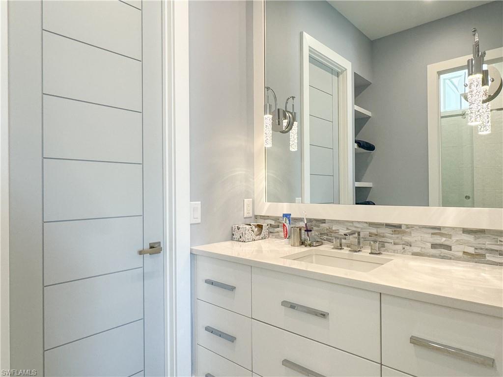 MOORINGS - Residential Lease