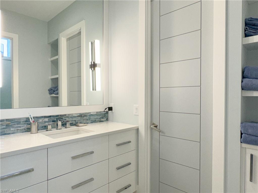 MOORINGS - Residential Lease