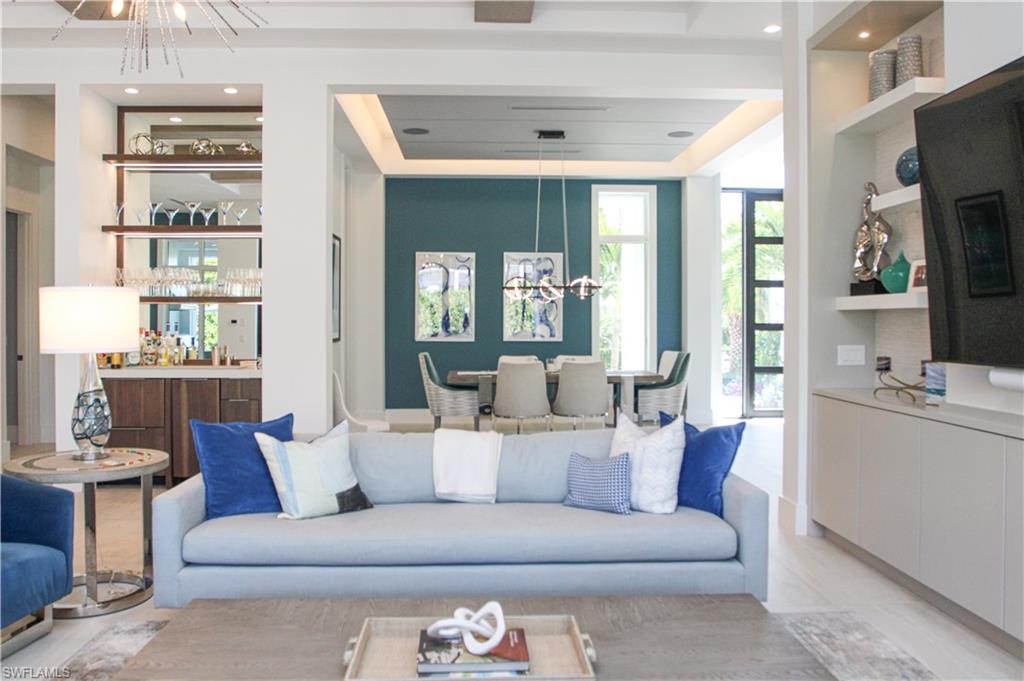 MOORINGS - Residential Lease