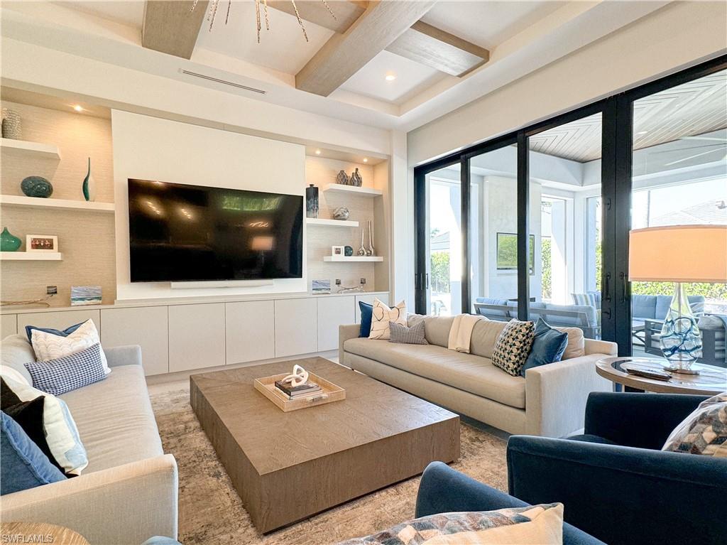 MOORINGS - Residential Lease