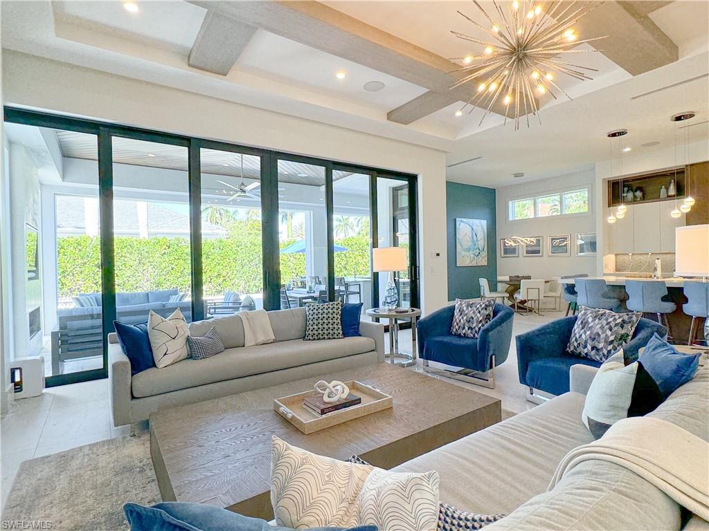 MOORINGS - Residential Lease