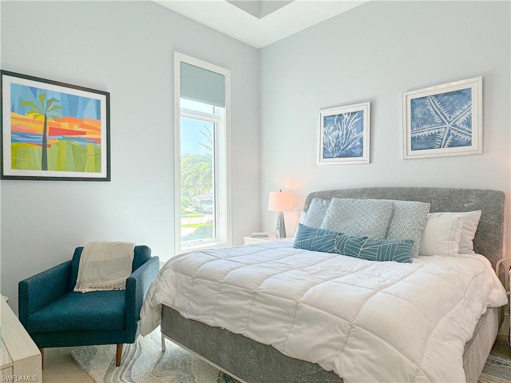 MOORINGS - Residential Lease