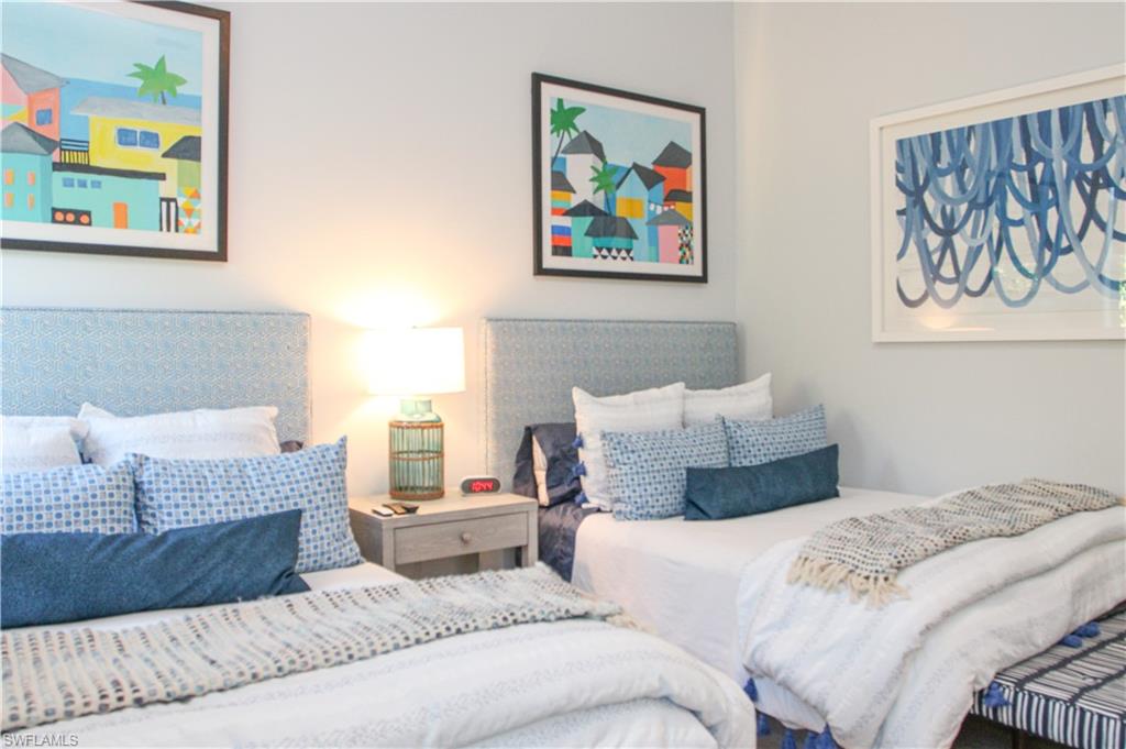 MOORINGS - Residential Lease