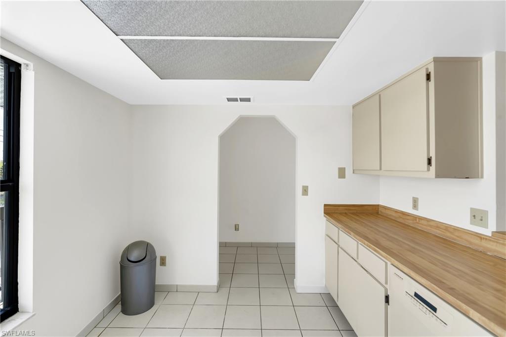 BARUNA BAY CONDO - Residential
