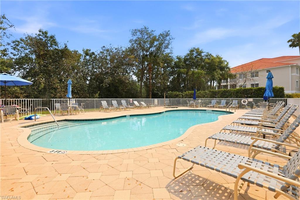 LAKE BARRINGTON - Residential