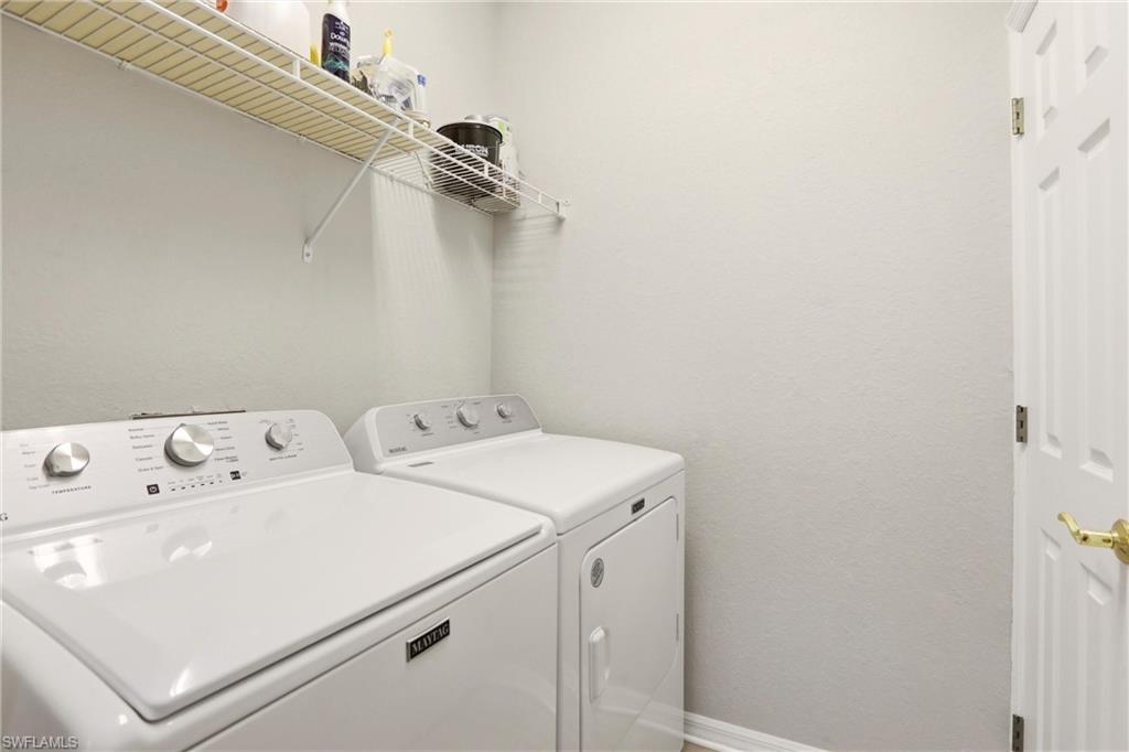 LAKE BARRINGTON - Residential