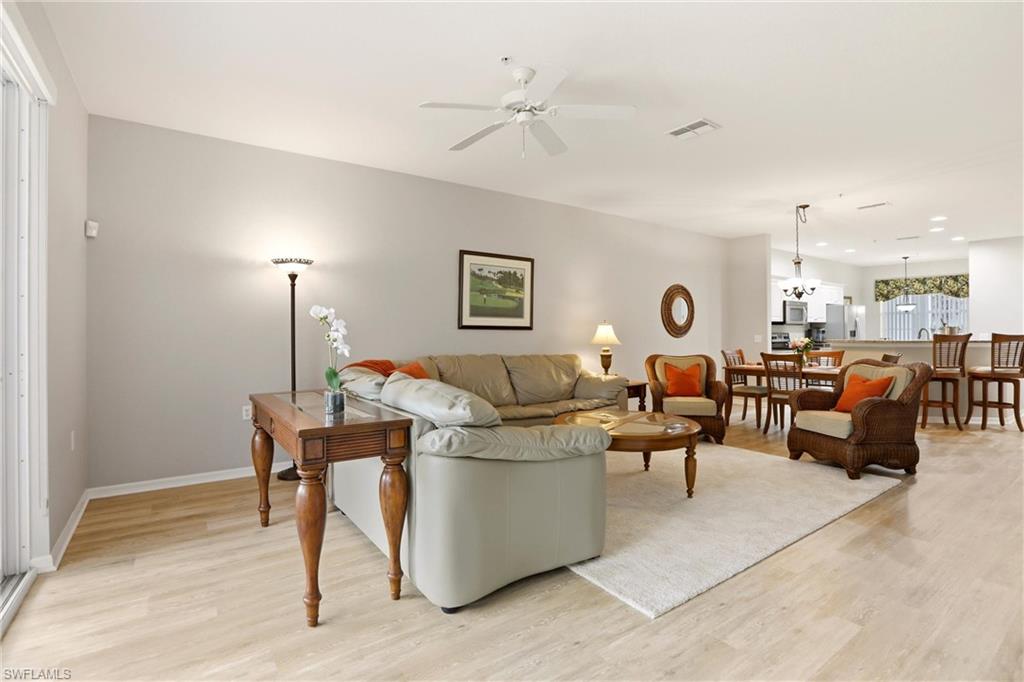 LAKE BARRINGTON - Residential