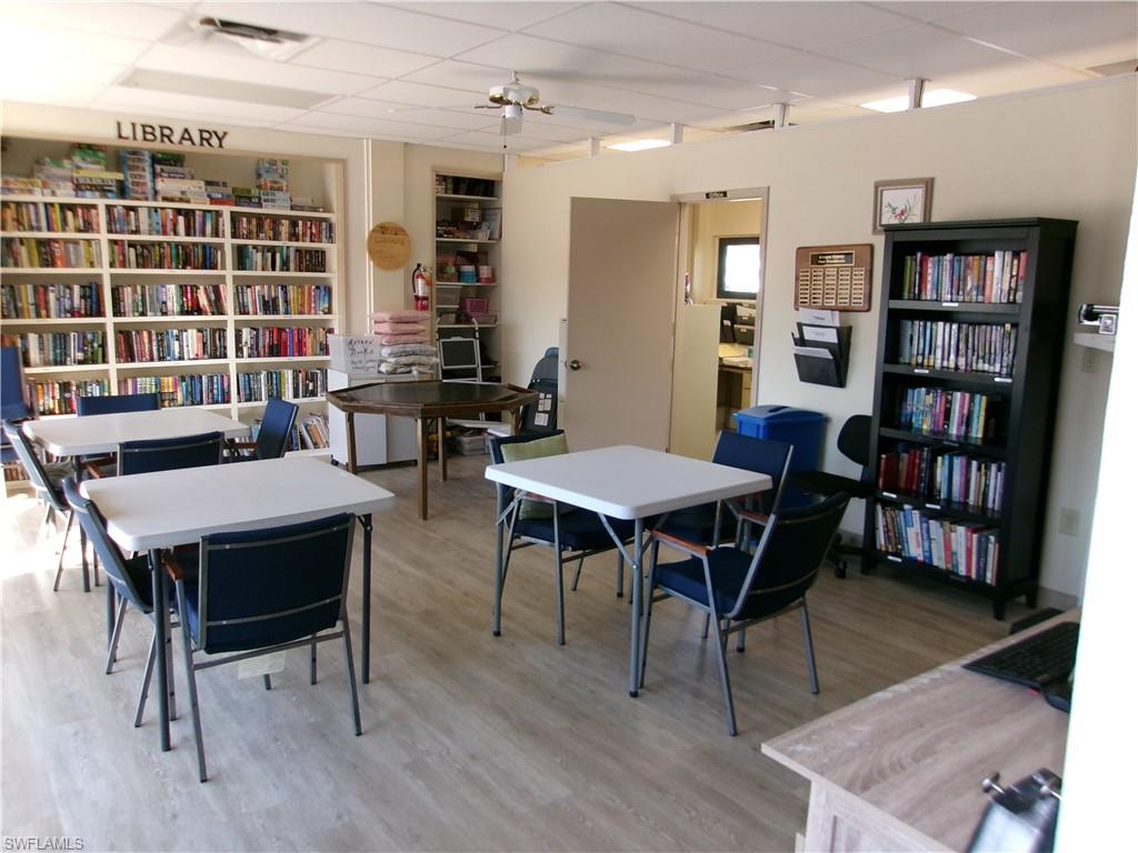 RIVIERA COLONY - Residential