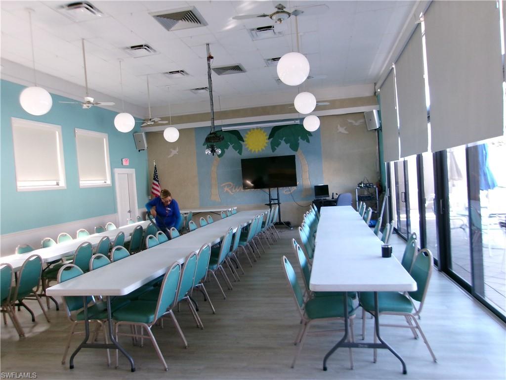 RIVIERA COLONY - Residential