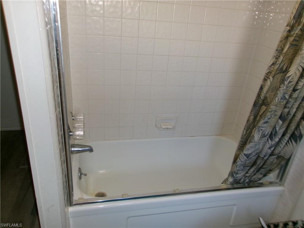 RIVIERA COLONY - Residential