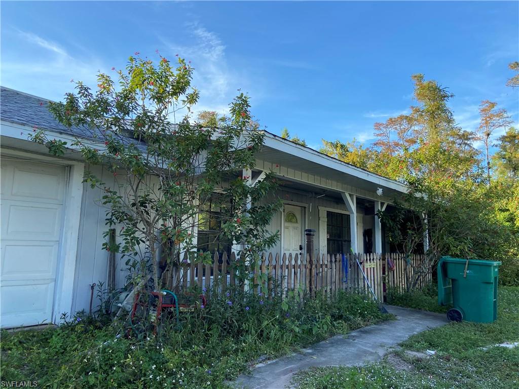 GOLDEN GATE ESTATES - Residential