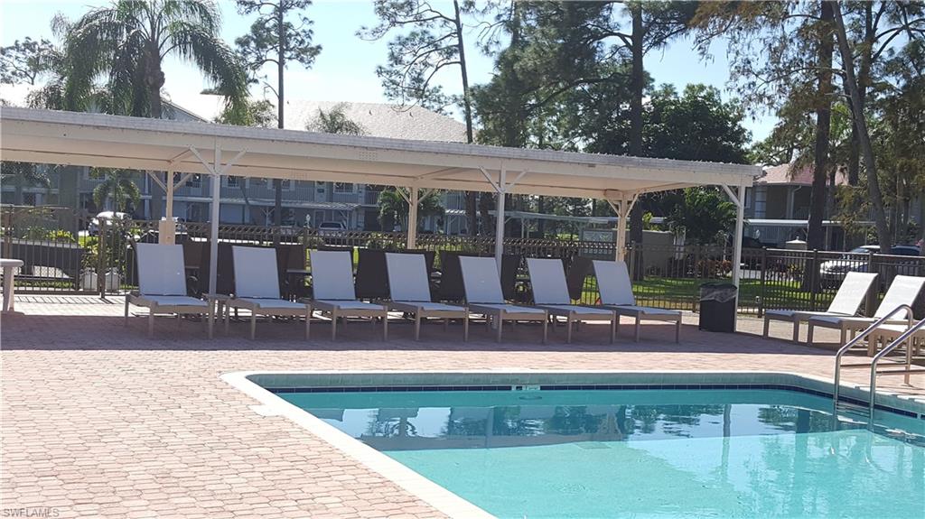 ANDOVER SQUARE - Residential