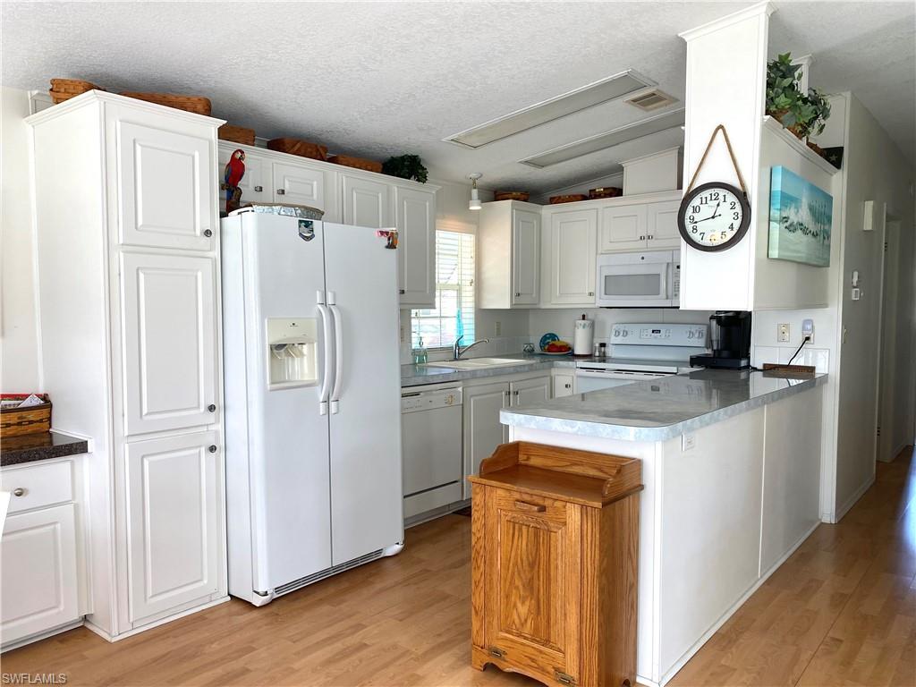 RIVERWOODS PLANTATION - Residential