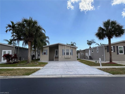 1307 SILVER LAKES BLVD, NAPLES, FL 34114 - Image 1ce1e8cec21992edcd133eec328e4777/4090401332
