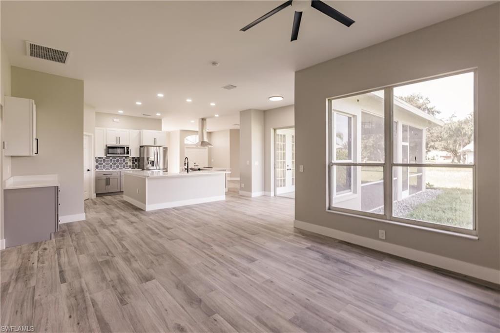 PINE GLEN - Residential