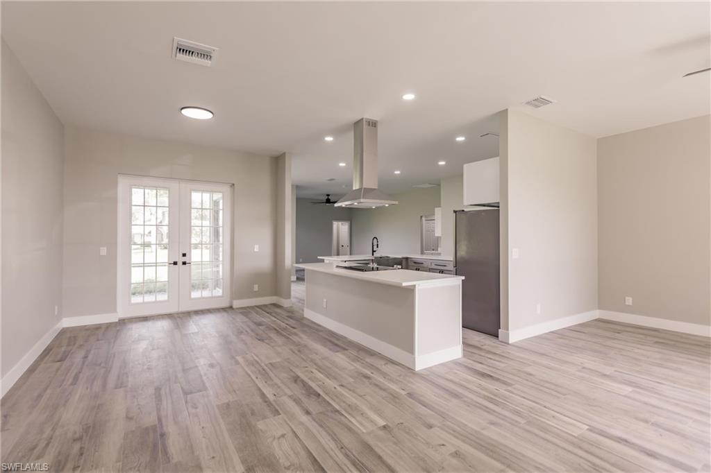 PINE GLEN - Residential