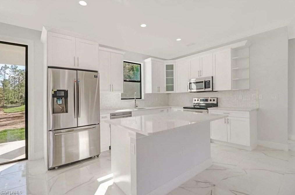 GOLDEN GATE ESTATES - Residential