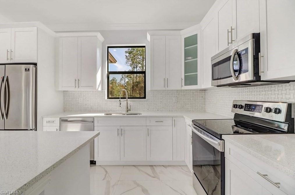 GOLDEN GATE ESTATES - Residential