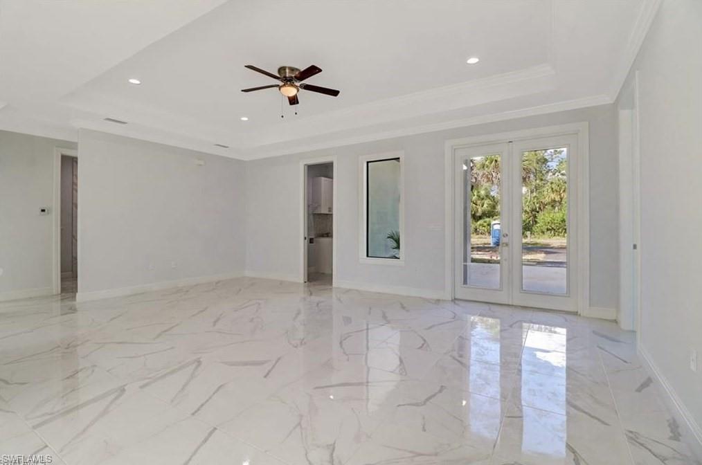 GOLDEN GATE ESTATES - Residential